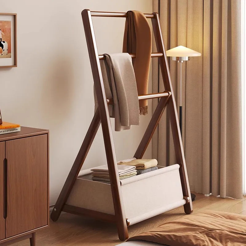 Cuier din Bambus pentru Dormitor – Depozitare Verticală