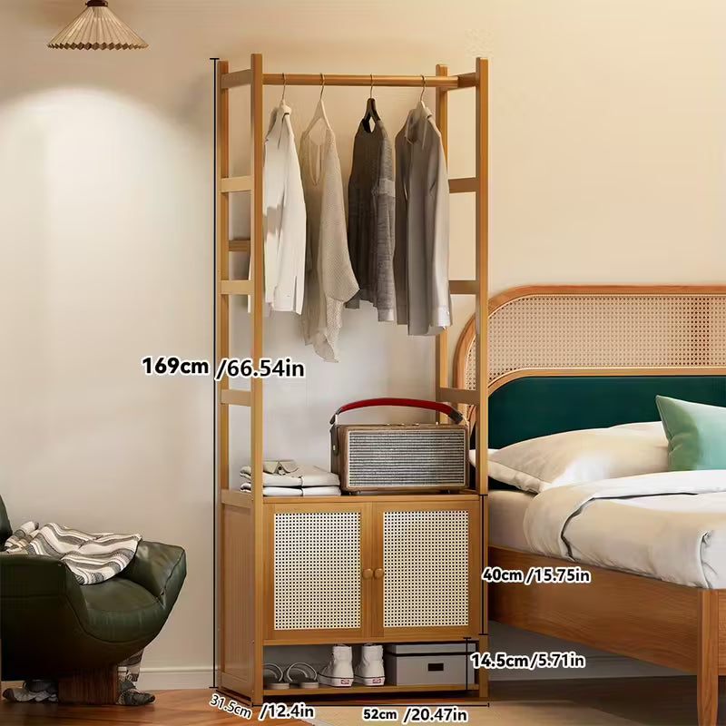 Noptiera inalta cu aspect de lemn si ratan